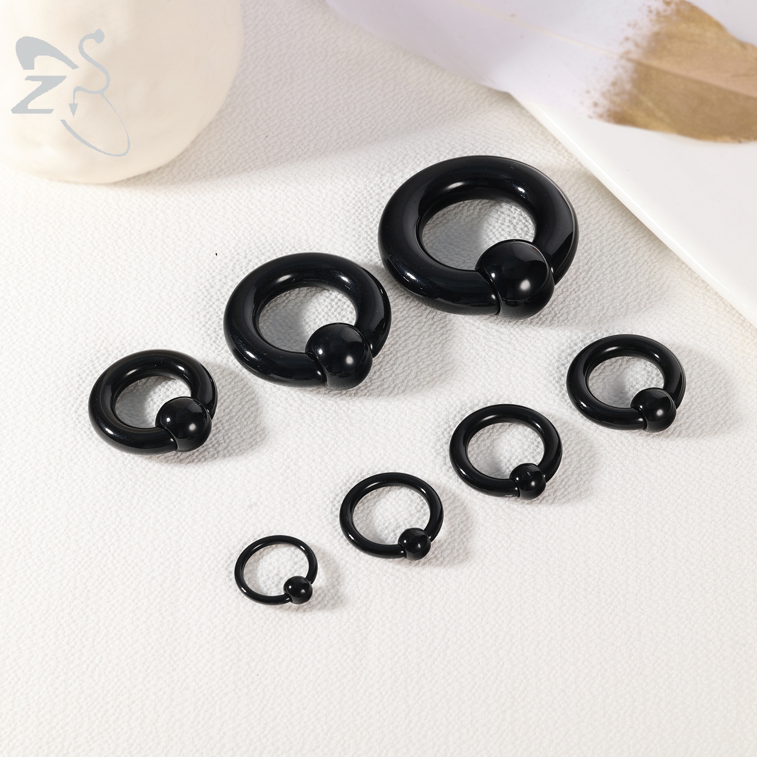 ZS 1PC Acrylic Hoop Septum Ring Black Color CBR/BCR Closure Ball Nose Ring Large Big Gauge Earrings 12G to 00G Daith Piercing