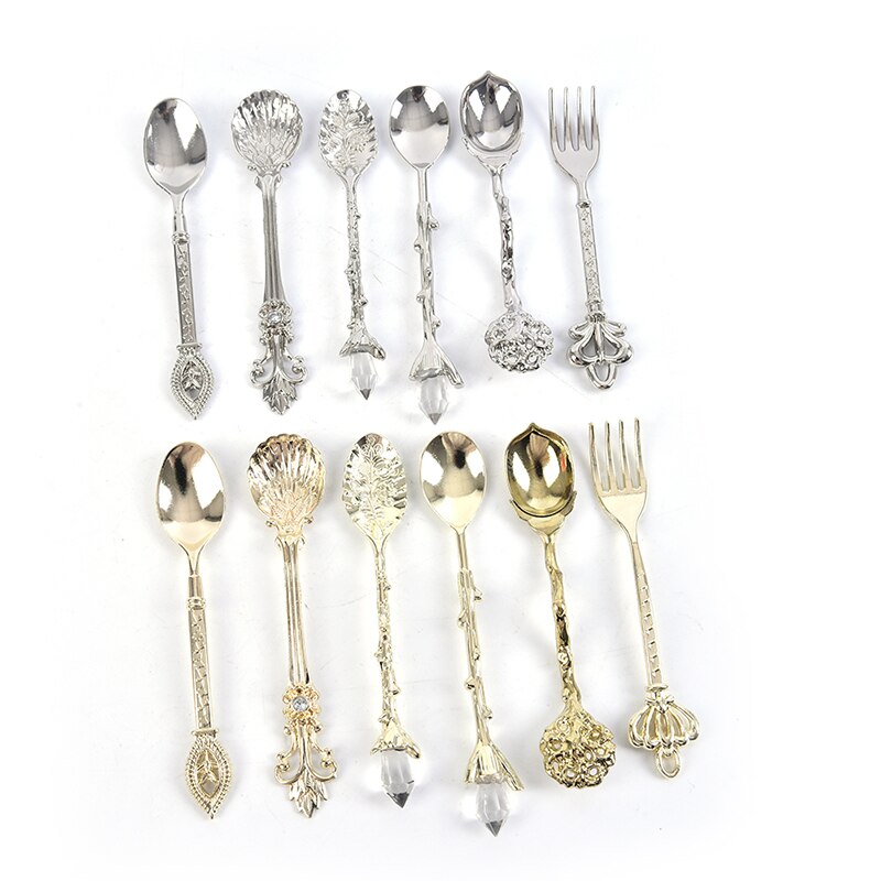 6 st vintage skedar gaffel kunglig stil metall guld snidade kaffe frukt dessert gaffel