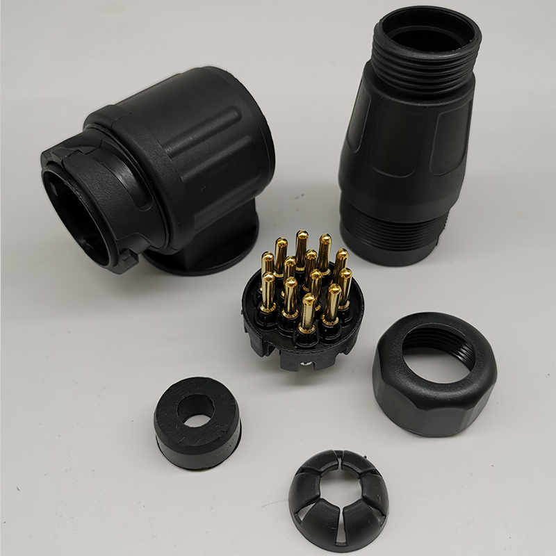 Truck accessories 12V 13pin Plastic Trailer plug Europe caravanas trailer accessories Towing Trailer Parts caravan accessories