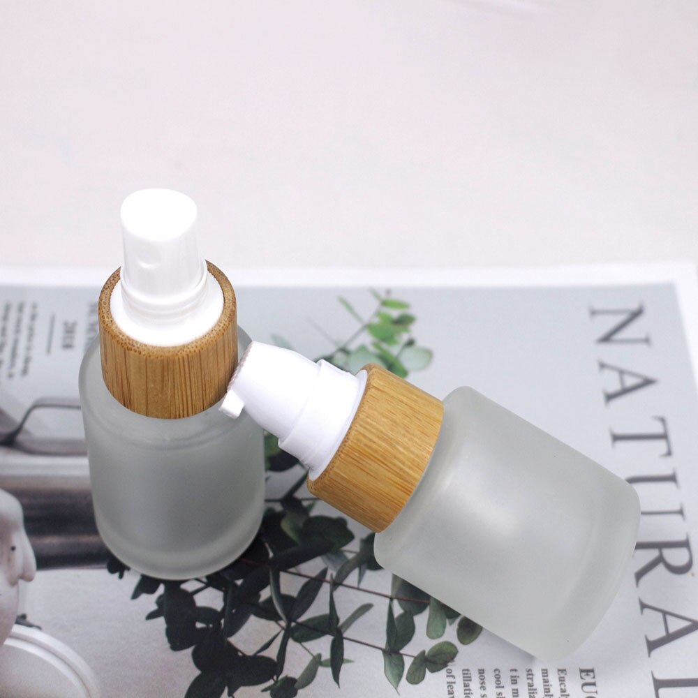 20ml gennemsigtige matteret glas lotion pumpe flaske kosmetisk naturligt træ bambus hætte spray emballage beholder