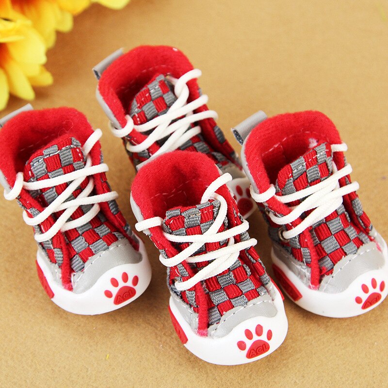 4 pièces/ensemble chien de compagnie chaussures petit chien chiot bottes Football Style pas cher chien chaussures d'été pour petits animaux de compagnie