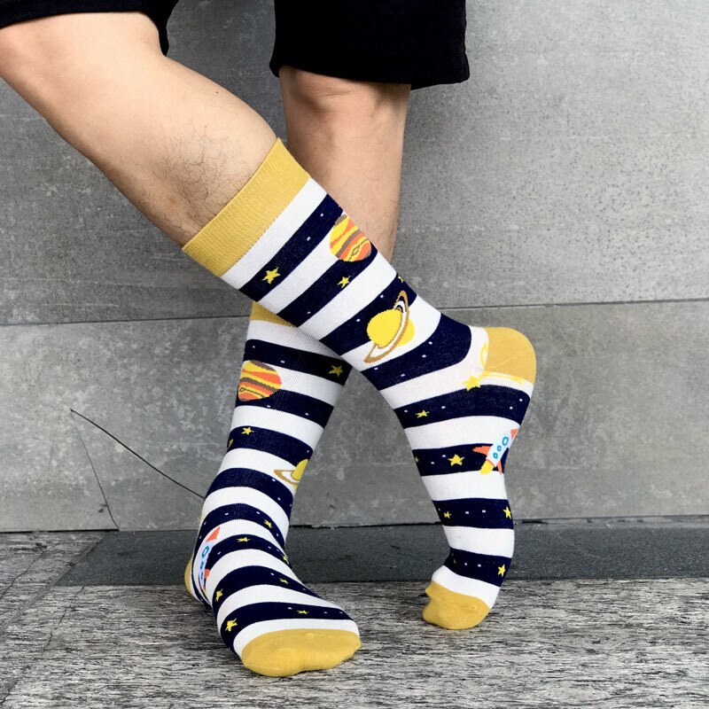 Automne hiver coton chaussettes de noël pour hommes Alien planète astronaute espace drôle dessin animé chaussettes Harajuku Sox