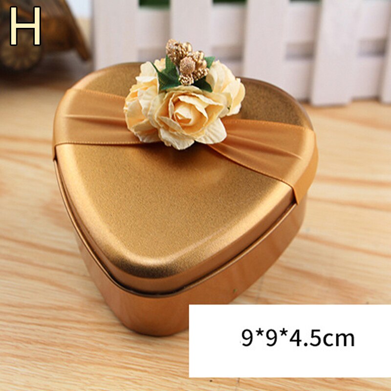 Luxury Gold Round Shape Tinplate Wedding Candy Box With Berry Flower Ribbon Metal Small Party Favors Chocolate Boxes: H-M