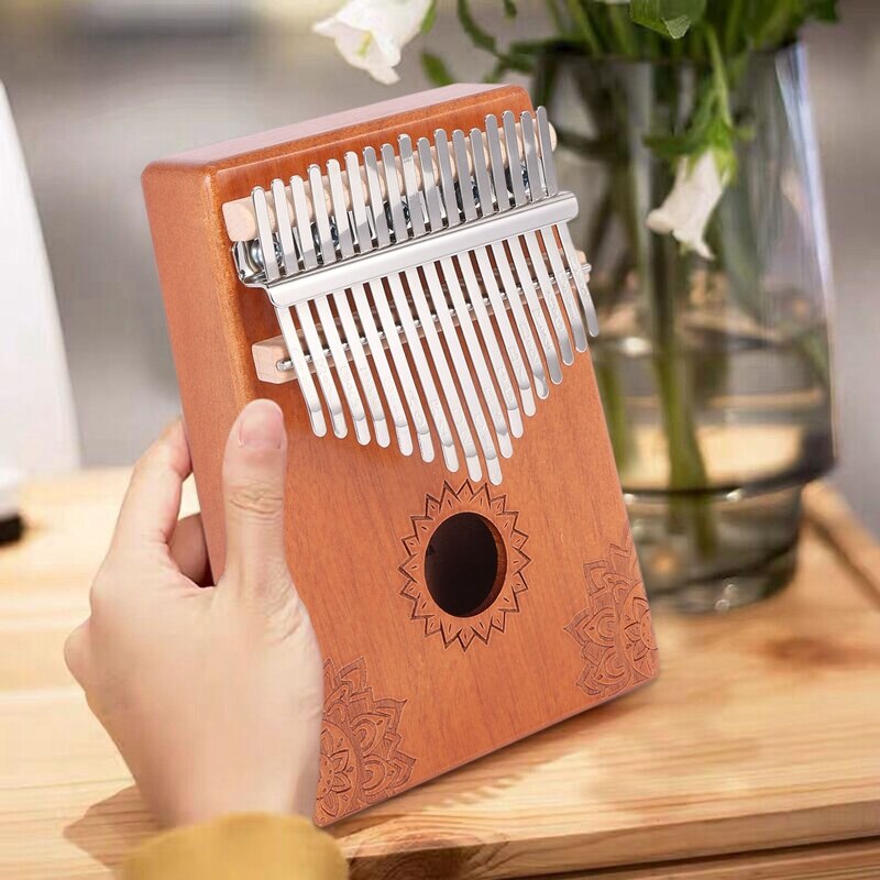 17 sleutels met mahoniehouten tas, hamer en muziekboek, perfect voor muziekliefhebbers, beginners en exotische