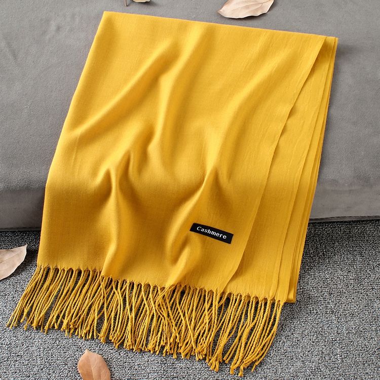 Weiche Kaschmir Schals Frauen Herbst Neue Feste Farbe wickelt Dünne Lange Schal mit Quaste lässig Dame Winter Weibliche Schal: Ingwer Schal