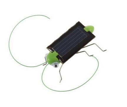 Solare Formica insetto Bambini Scarafaggio Giocattoli Magia Solar Powered Formica Insetto Gioco Imparare Educational Solar Giocattoli Della Novità per il Regalo Dei Bambini: Grasshopper