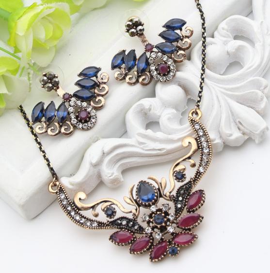 Nuovo Stile Turco ala impostato di Gioielli per Le Donne retrò Oro Orecchini Della Collana Del Fiore Della Resina di colore Regolabile India Etnica bijoux: FA1629DC002blue