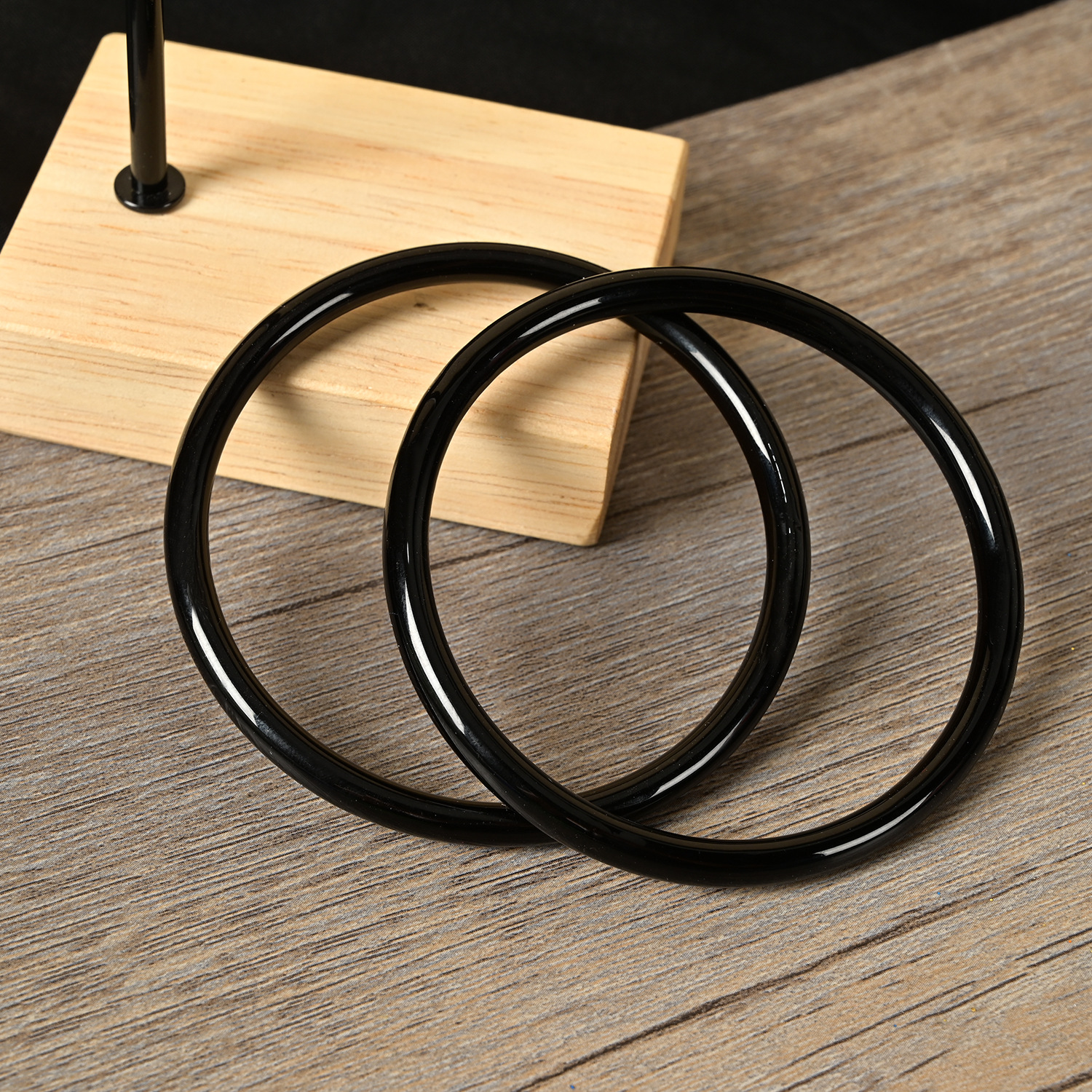 2Pcs/Set Glass Natural Jade Solid Color Jingle Bangles Retro Simple Bracelet Femme Women's Casual China Jewelry: 54-56mm / Black Zinc Plated