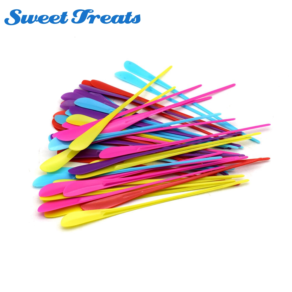 Sweettreats 12 Stuks Groente En Fruit Geroosterde Sticks Door Kleurrijke Bbq Sticks Met Plastic Bbq Gereedschap Veilig Voor Kinderen Rood bule