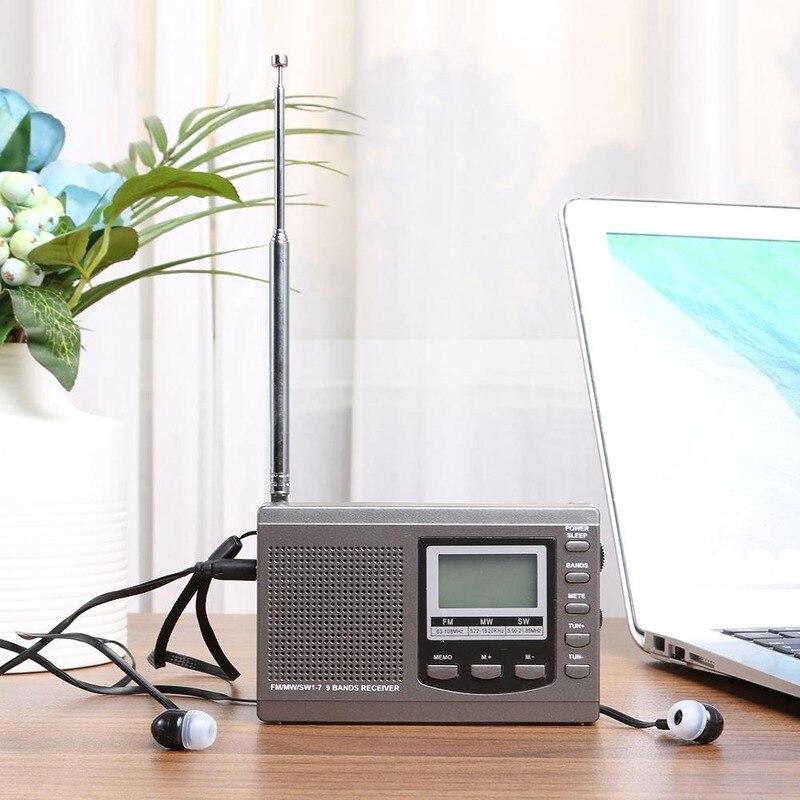 FM Radio MW SW Digital Alarm Clock LCD Screen Portable FM Radio Receiver with Earphone HRD-310