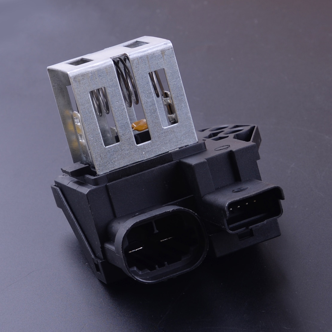 Car Radiator Fan Motor Relay Resistor Fit For Citroen C2 C3 DS3 Peugeot 207 208 301 407 508 1267J6