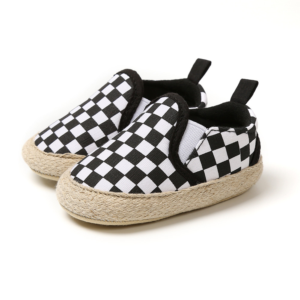 Geox Baby Boys' B Tutim First Walker Shoe, Navy-white, 18 EU : Buy Online at Best Price in KSA - Souq is now