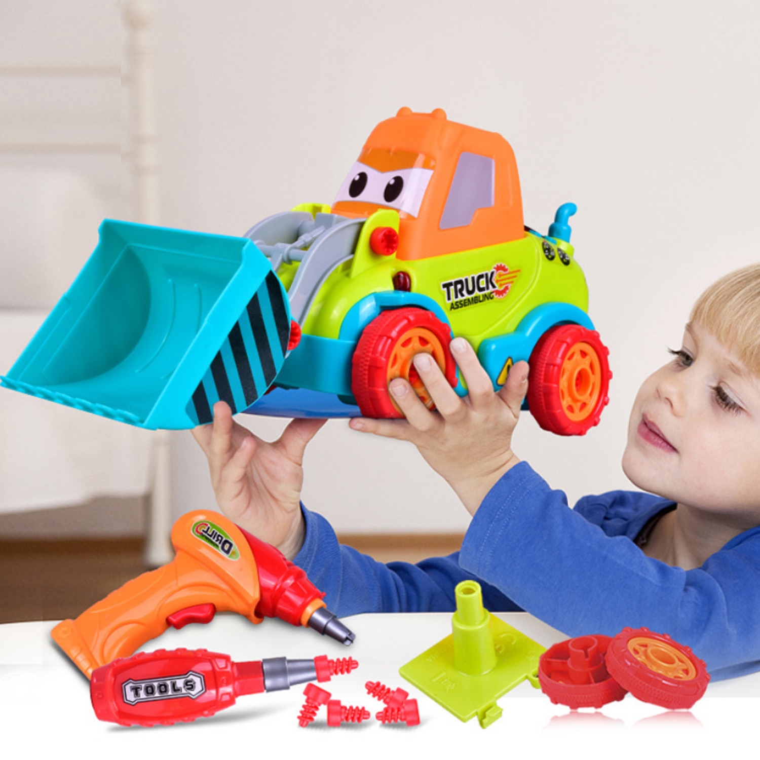 Bambini mini Cartone Animato FAI DA TE Assemblare ah CONDOTTO Le Luci di Musica Camion Prendere A Parte auto Del Veicolo Giocattolo impostato con Trapano Elettrico Strumento di Cacciavite regali
