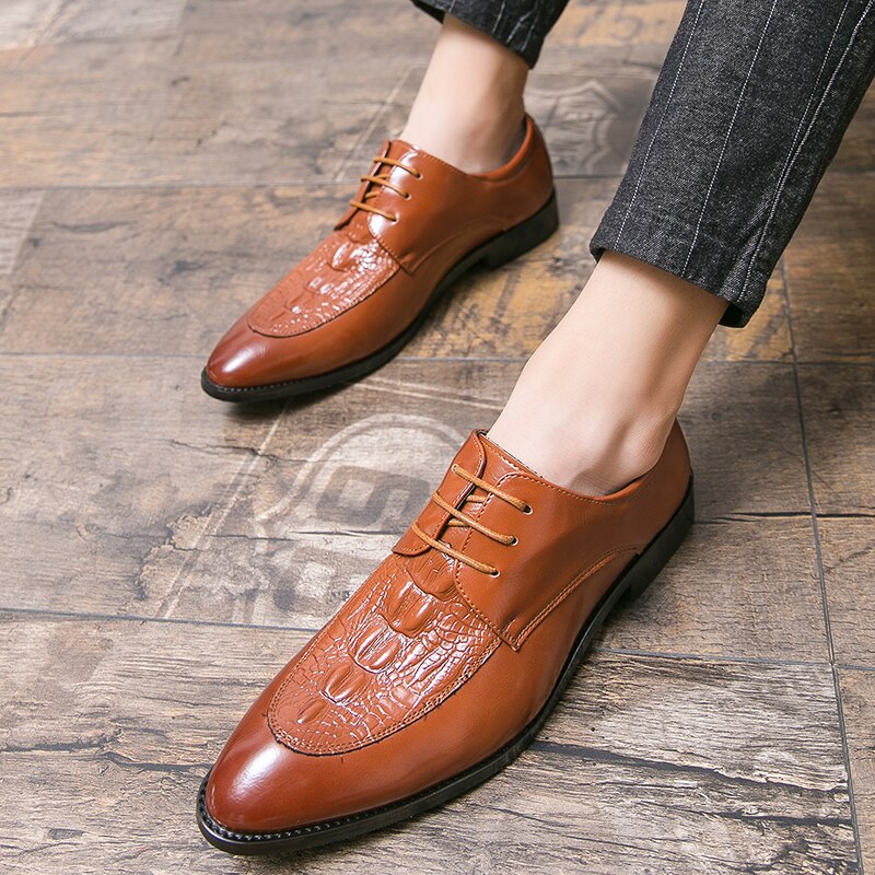 Men's pointed-toe business dress shoes