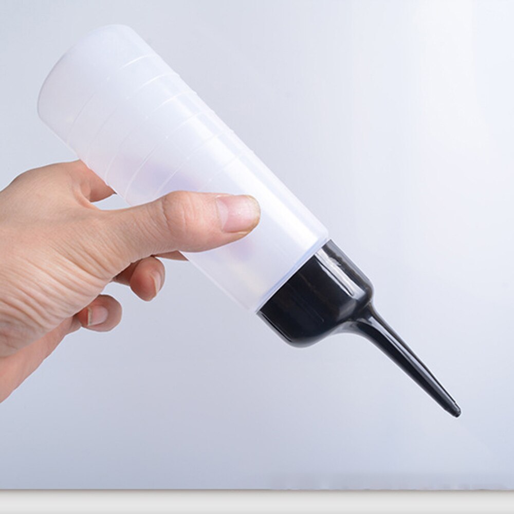 150ml/250ml Plastic Salon Hair Color Applicator Bottle Scale Hairdressing Hair Dye Bottle Measuring Tool: 250ml