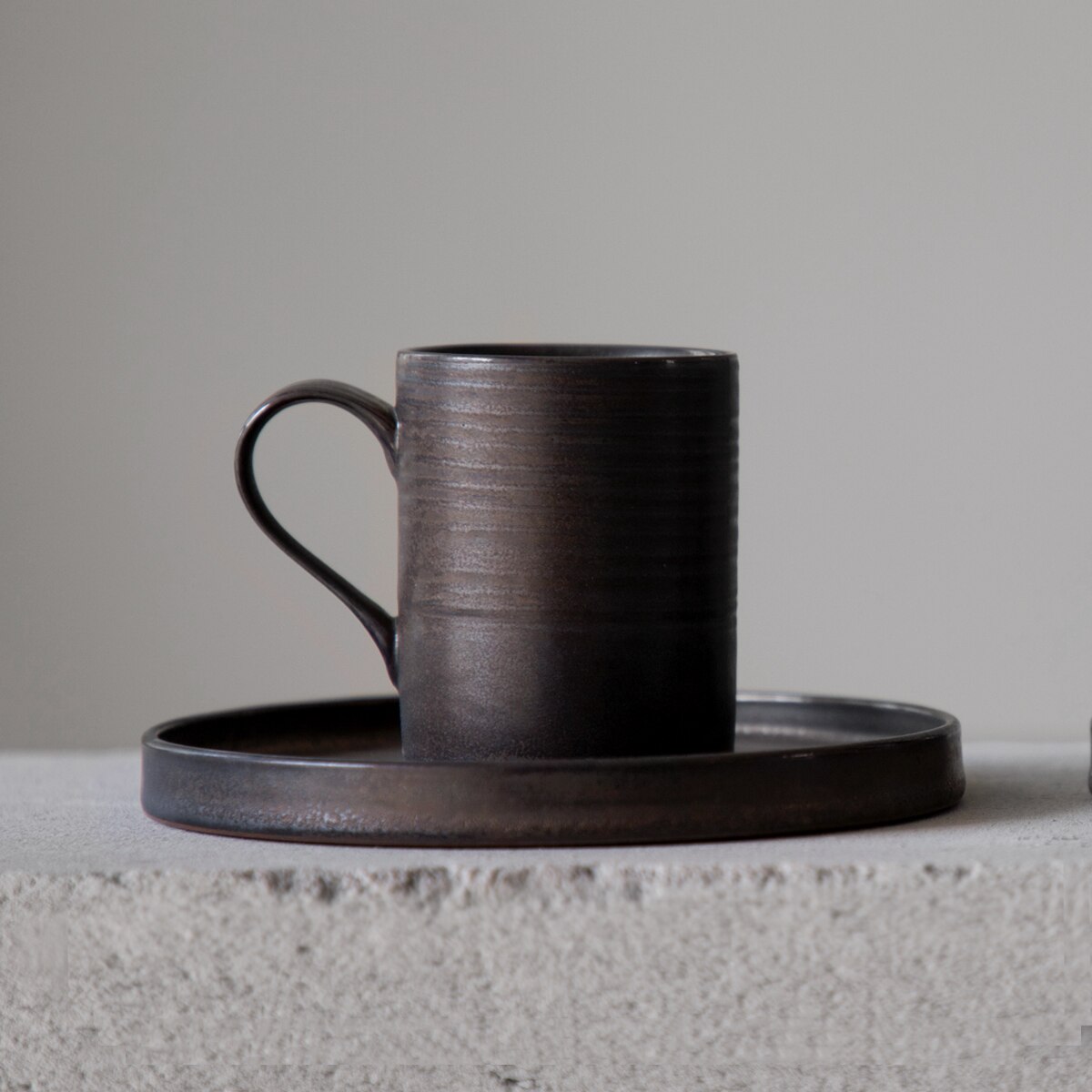 Giapponese semplice metallo smalto piatto di ceramica tazza di caffè cappuccino mocha tazza di ceramica del progettista fatto a mano tazza di tè tazza da tè