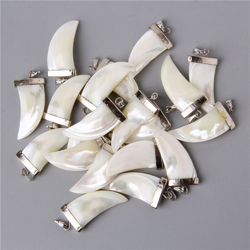 Natuurlijke witte hoorns tandvorm schelp hangers charme voor ketting accessoires sieraden maken diy ketting mooi accessoire