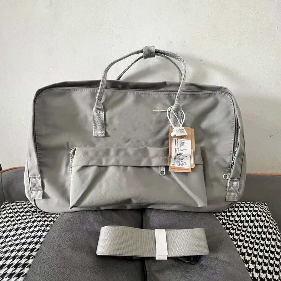 Bolsas de viaje 30L mochila de hombro sueca de gran capacidad Fitness multifuncional impermeable viaje Desinger bolsa para ordenador portátil: Gris claro