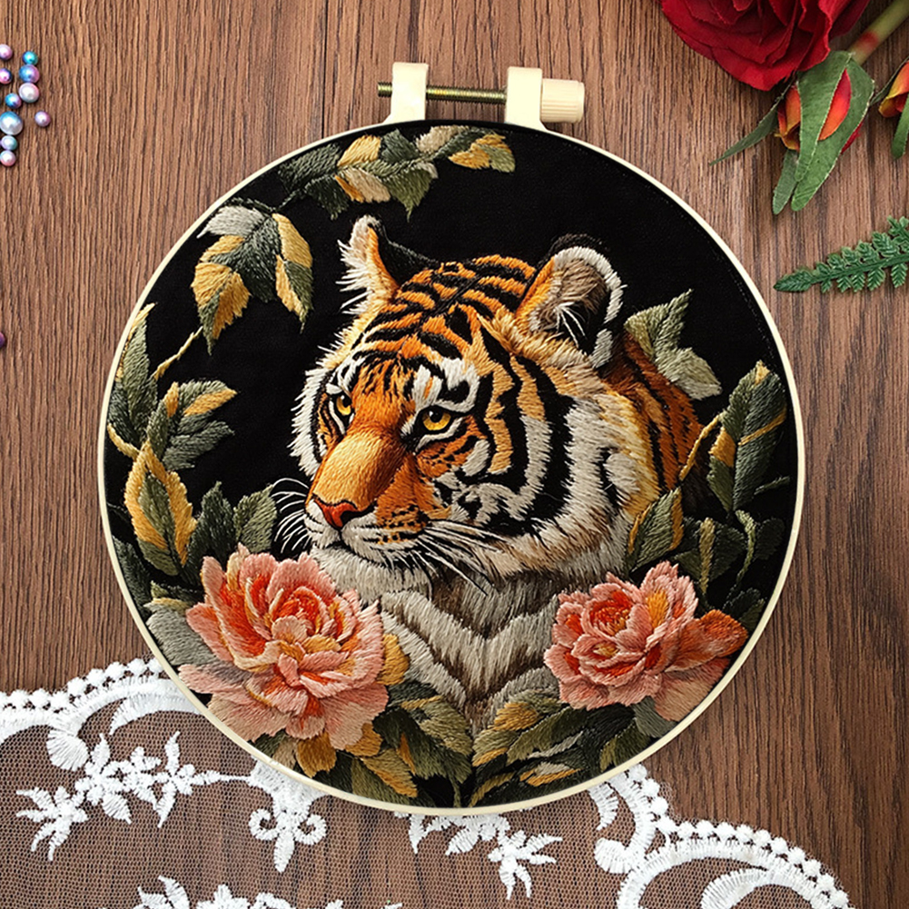 Tiger Stamped Cross Stitch Embroidery Kits with Hoop Cloth Color Thread
