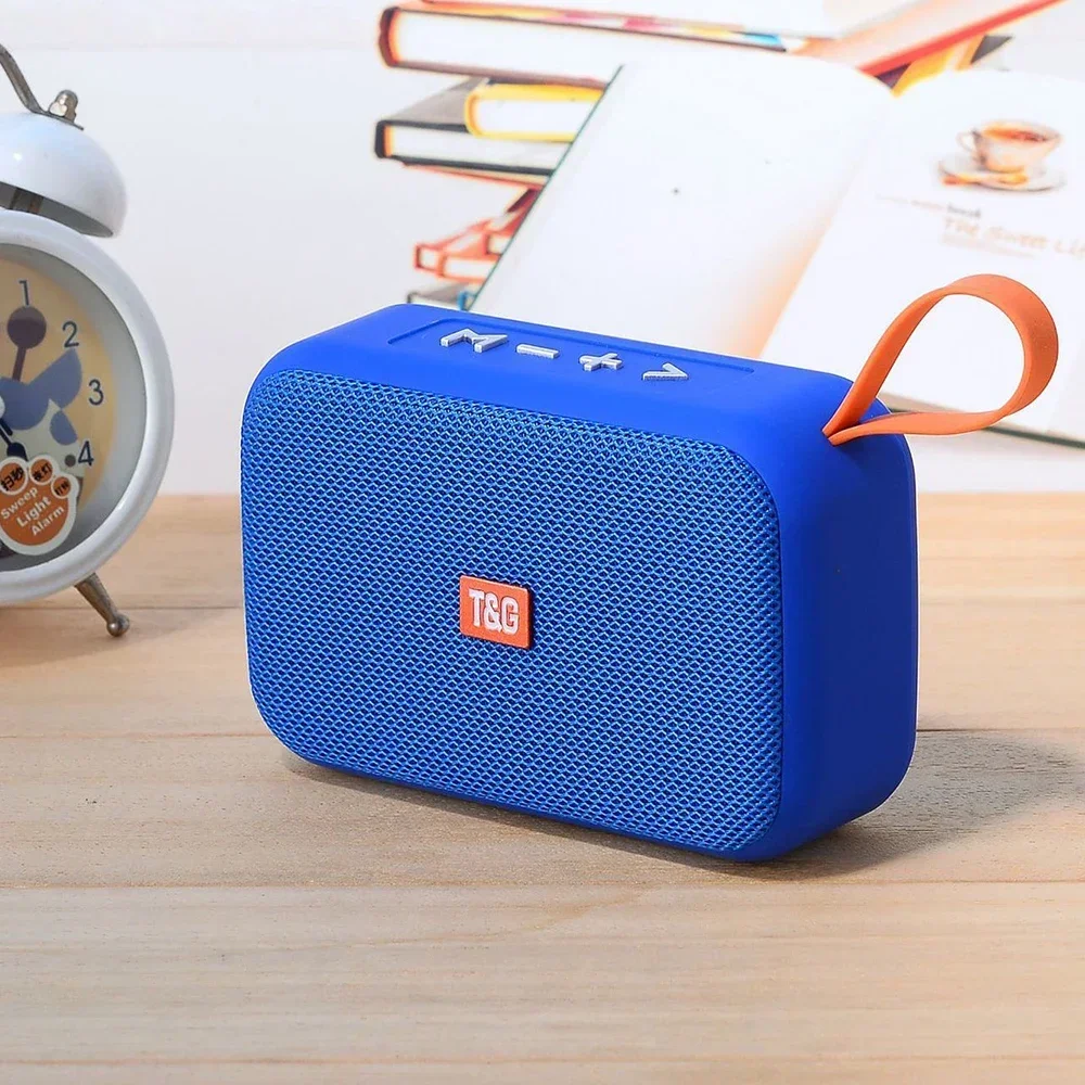 T&G TG506 Luidsprekers Draagbare Mini Bluetooth-compatibele luidspreker Draadloze Soundbar Outdoor HIFI Subwoofer Ondersteuning TF-kaart Radio Aux