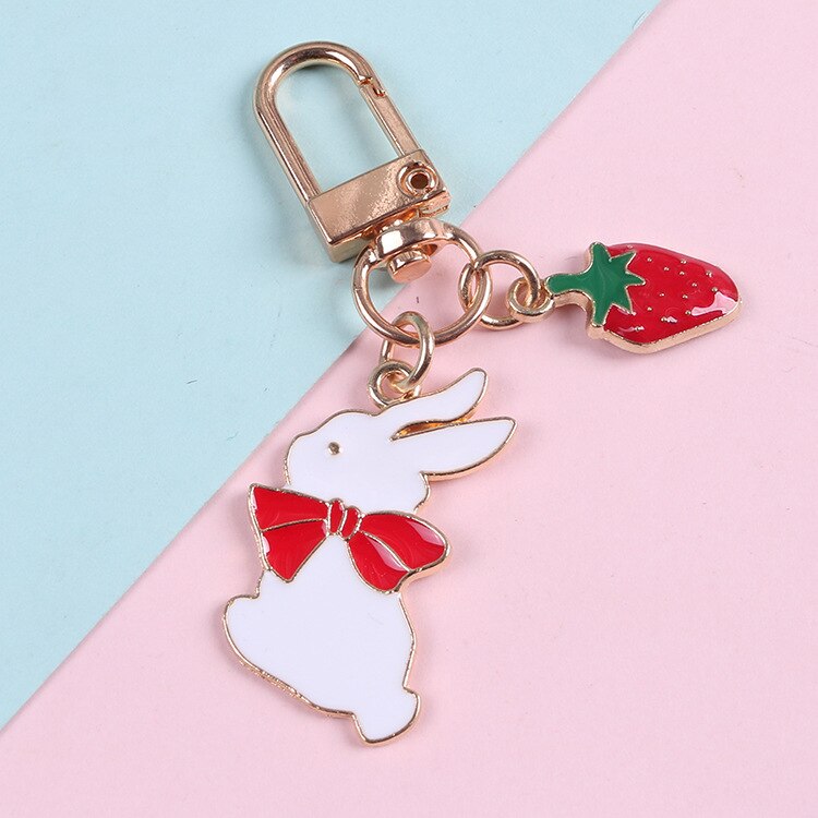 neue 1 Stück Nette Erdbeere Bunny Glocke Anhänger Schlüssel Ketten Lanyard Handy Gurt: 2