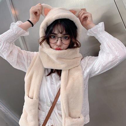 Höst/vinter tjejmössa med dubbel halsduk och handskar vit rosa hudton grå fritid ta bilder på en dejt: Kaki