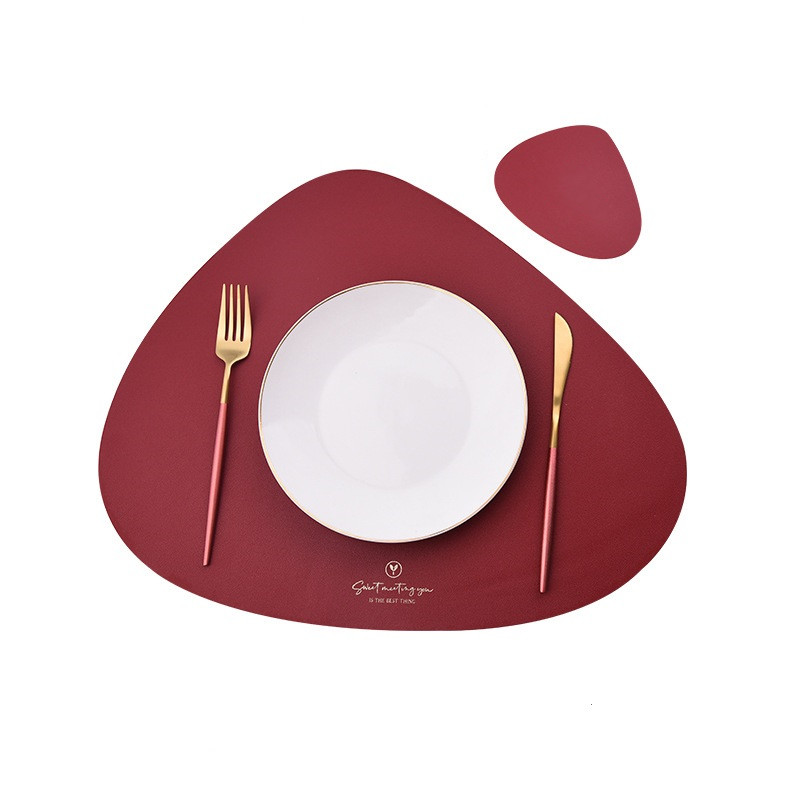 Inyahome Juego de 2 manteles individuales de piel sintética y posavasos para mesa de comedor, impermeables, lavables, manteles para mesa de cocina y cena: Rosa