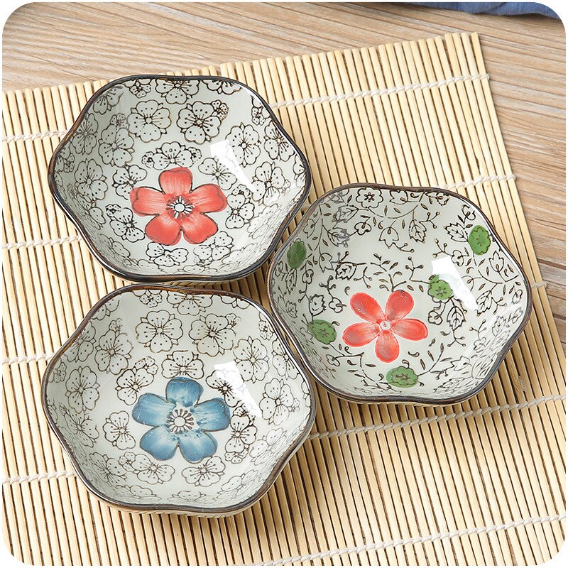 household ceramic dish E120 flower kitchen plum flower shaped saucer dish pottery and porcelain tableware