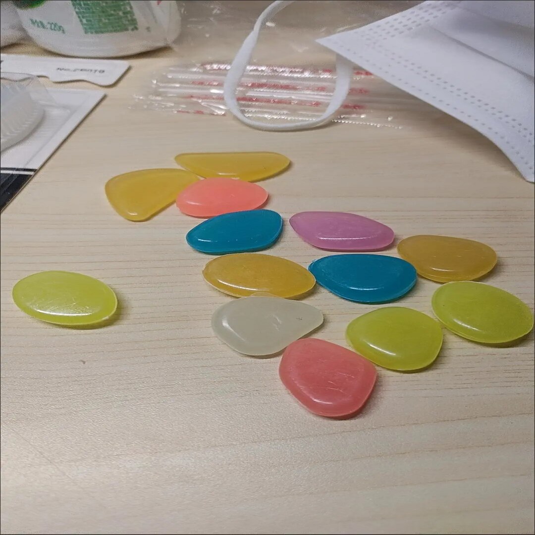 DIY Fish Tank Glow In Dark Colorful Luminous Stone Night Fluorescent Ghost Bottom Landscape Walkways Garden Path Patio Lawn