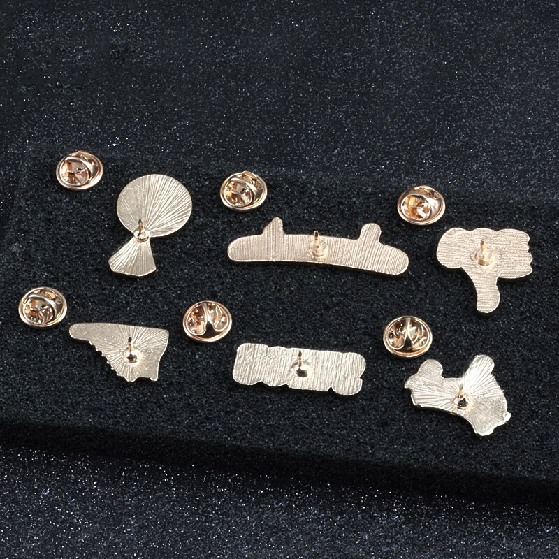 -Trend Schmuck broschen Stift Skateboard Rollschuhe Finger Kreis Kühlen Gold Denim Hemd Karikatur Jungen Frauen Dekoration Party