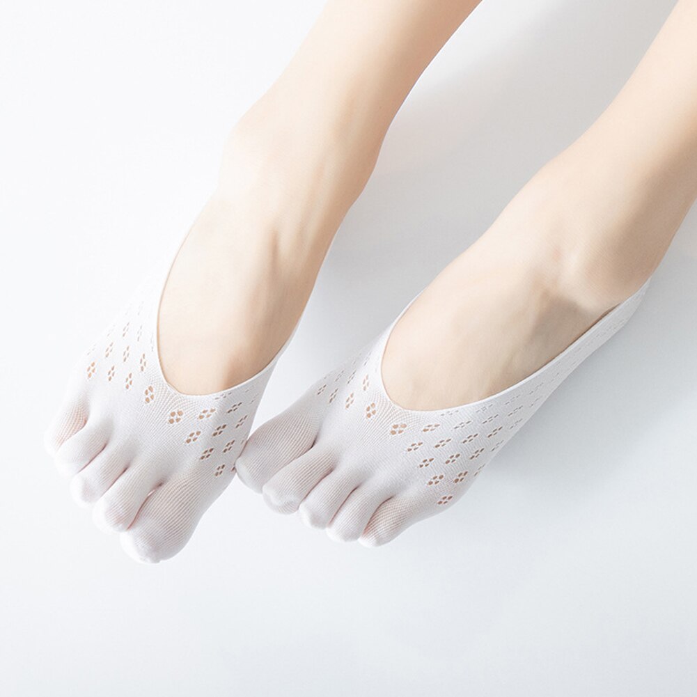 Moda lato cienkie palec u nogi skarpety kapcie kobiety dama przezroczysty silikon antypoślizgowe skarpety z pięcioma palcami: biały