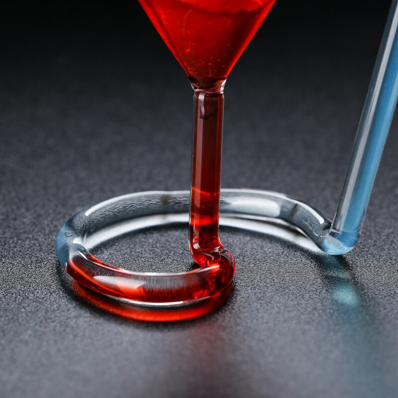 Cocktail Glass Spiral Mushroom Glass Triangle Cocktail Goblet Red Wine Glass