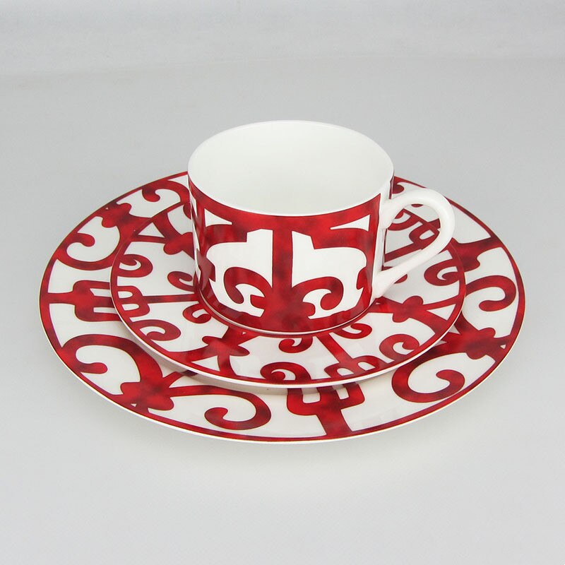 Cutlery Set Bone China Dinner Plate Spanish Red Dish Art Dinnerware Romantic Home Kitchen Supplies Kitchen Accessories